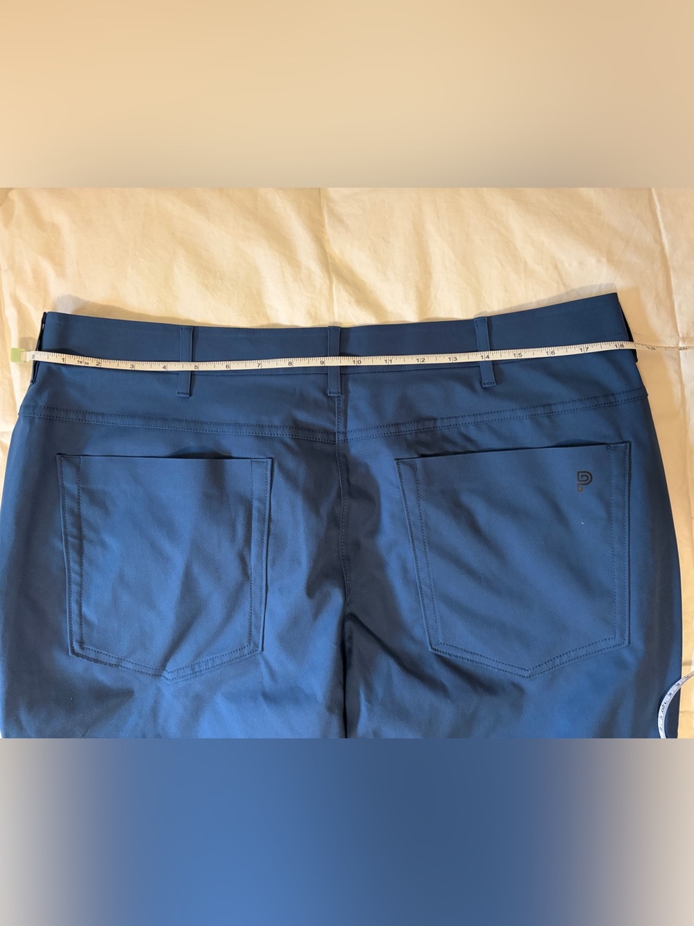PUBLIC REC- men’s size 38 Workday Pants - Picture 6 of 8
